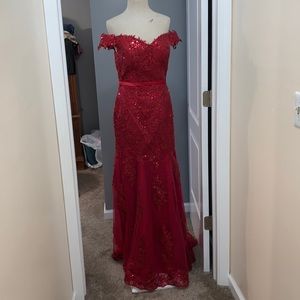 Red/ Burgundy Floral Laced Prom Dress